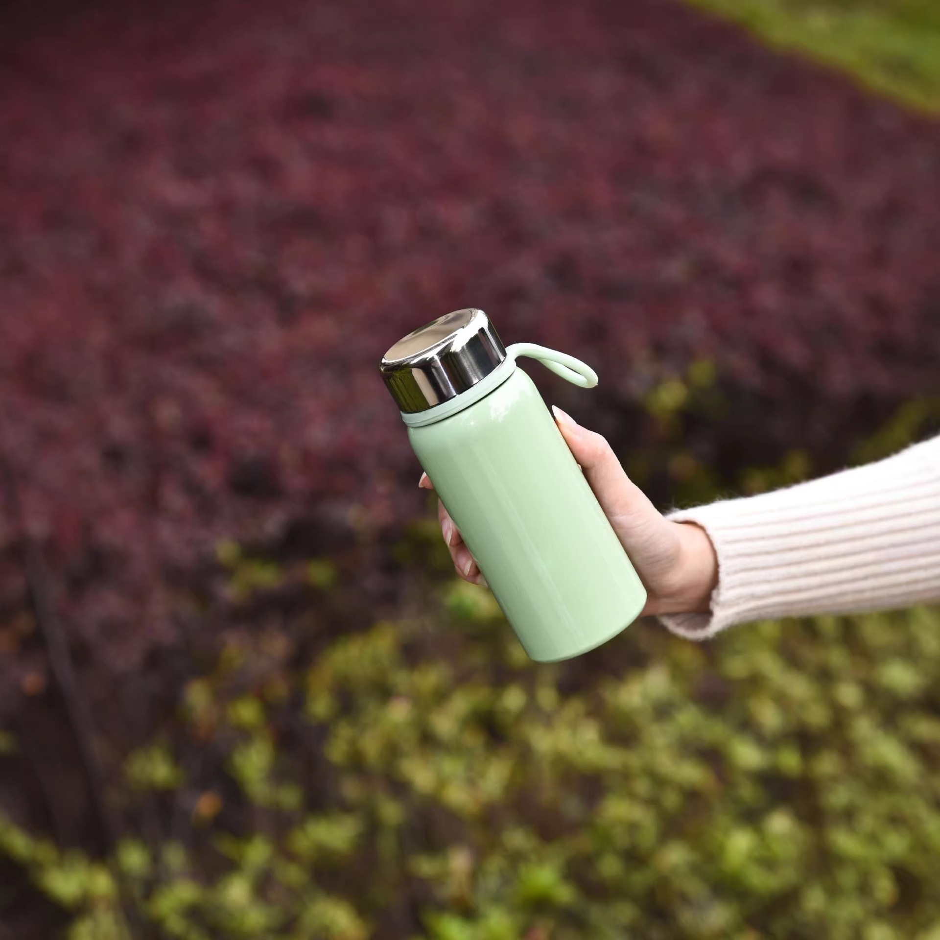 Stilvoller und attraktiver, hochwertiger, tragbarer Edelstahl-Isolierbecher für Studenten, kleine Wasserflasche_voghion.com