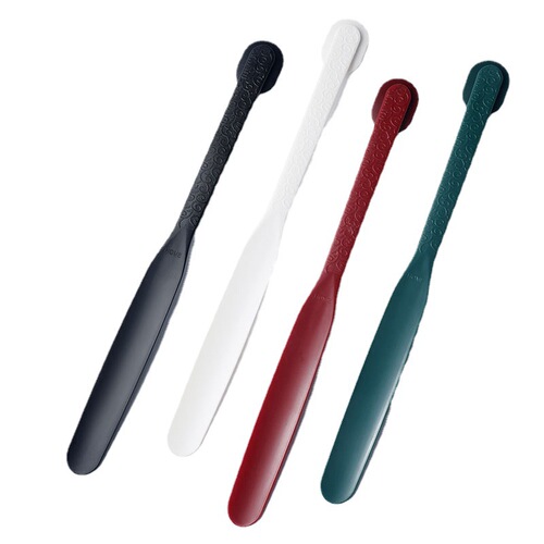 Household creative shoehorn, shoe-wearing artifact for the elderly and pregnant women, wears shoes without bending, extended shoehorn wholesale