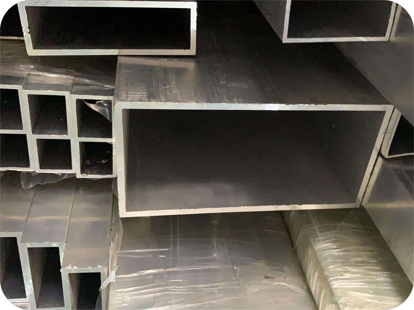 铝方管80*25*1  80*20*1  80*10*1  76*76*1.1  76*44*2铝方通