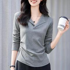 POLO襟の長袖tシャツの女性の秋の新型の修身はしわの早秋の底のシャツの女装の気質の中で上着の潮を掛けます。