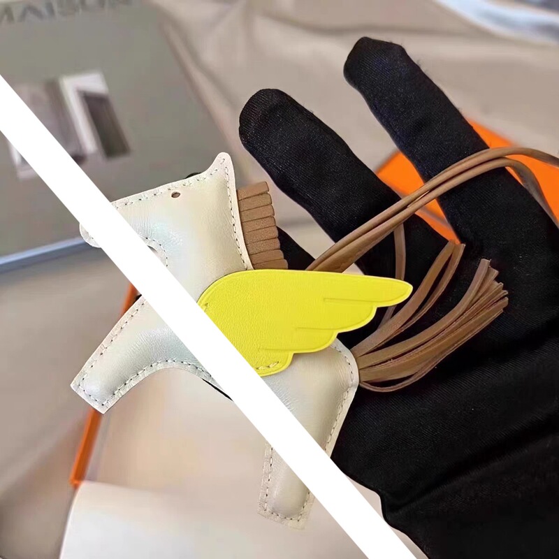 New Little Pegasus Sheepskin Hand-Stitched Pony Pendant for Basket, Platinum Kelly Bag Charm, Car Pendant