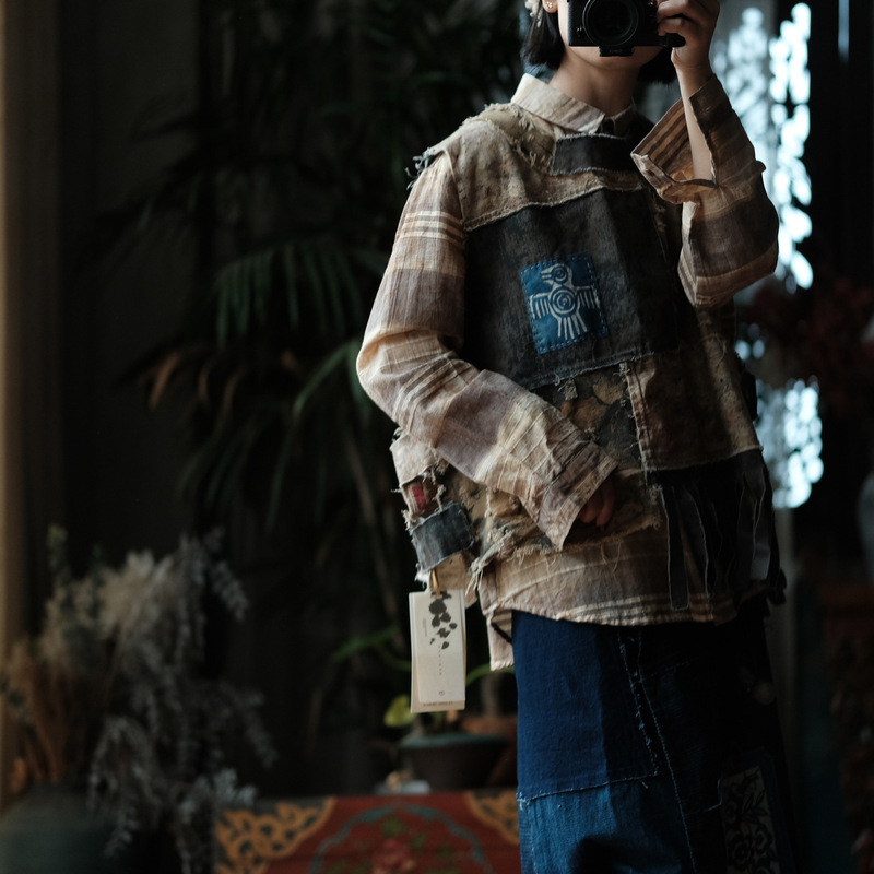 Vintage Artistic Patchwork New Chinese Style Vest with Handmade Embroidery and Distressed Dyeing 2235
