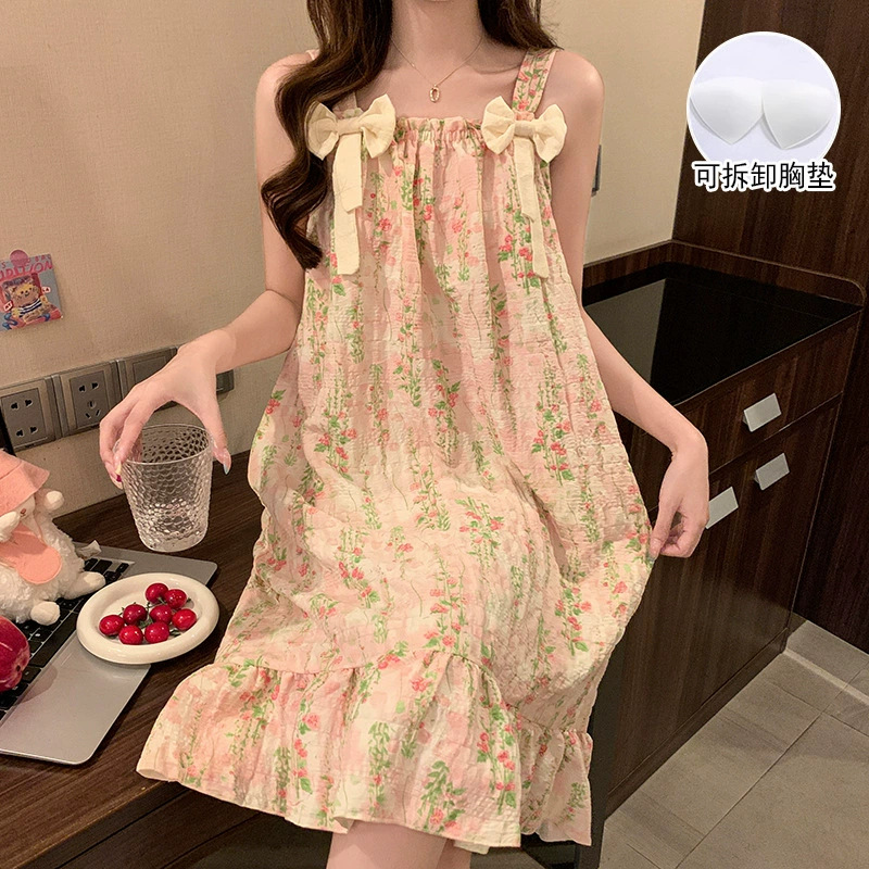 Ropa de hogar con cojín de pecho pijamas femeninos coreanos primavera / verano 2026 sling in flores cortas pijamas de niña