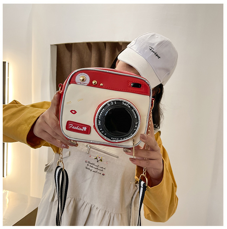554g Weight Polyester Lining Material Zipper Closure Type Single Shoulder Strap Strap Type Camera Bag Bags Type Casual, Daily Occasion Polyester Material Geometric Pattern All Seasons Season Unisex Gender Cute Style Square Shape Pink, Red, Black Color Medium Size Unisex Medium Geometric Square Zipper Camera Bag 15