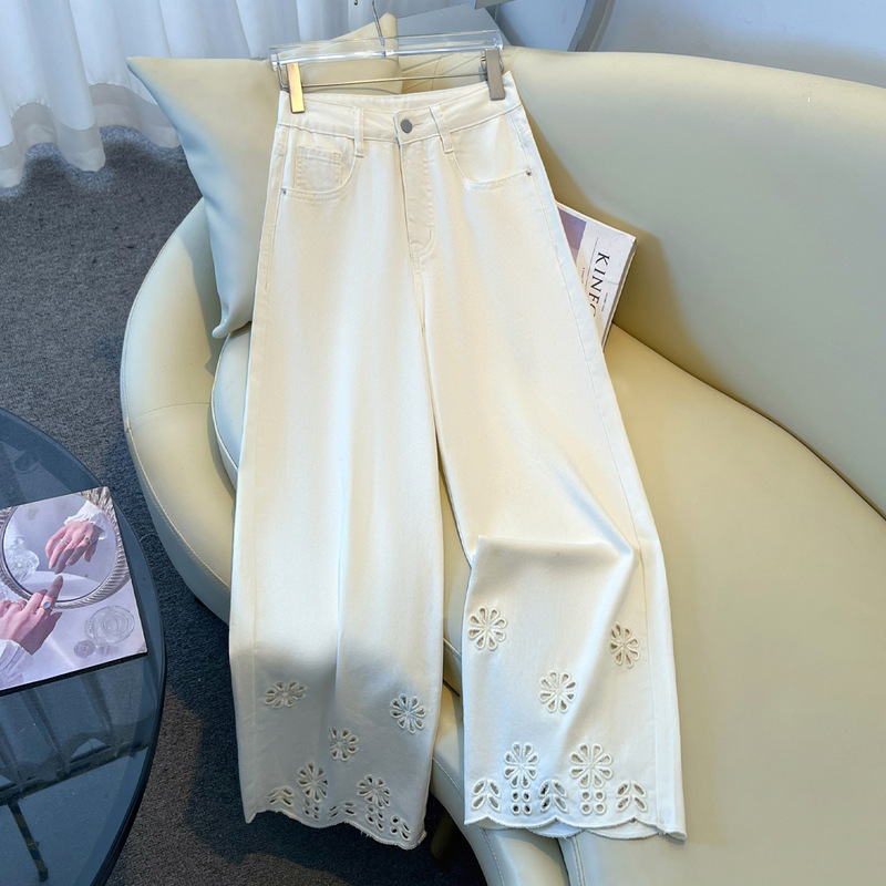 White Hollow-Out Lace Cropped Jeans for Women, Summer 2026, Thin New Style, High-Waisted, Slimming, Versatile Straight-Leg Pants for Women