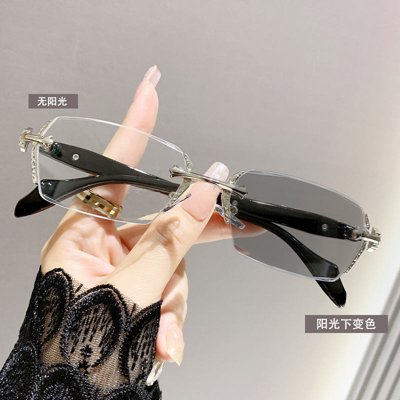 Espejo de miopía sin marco que cambia de color