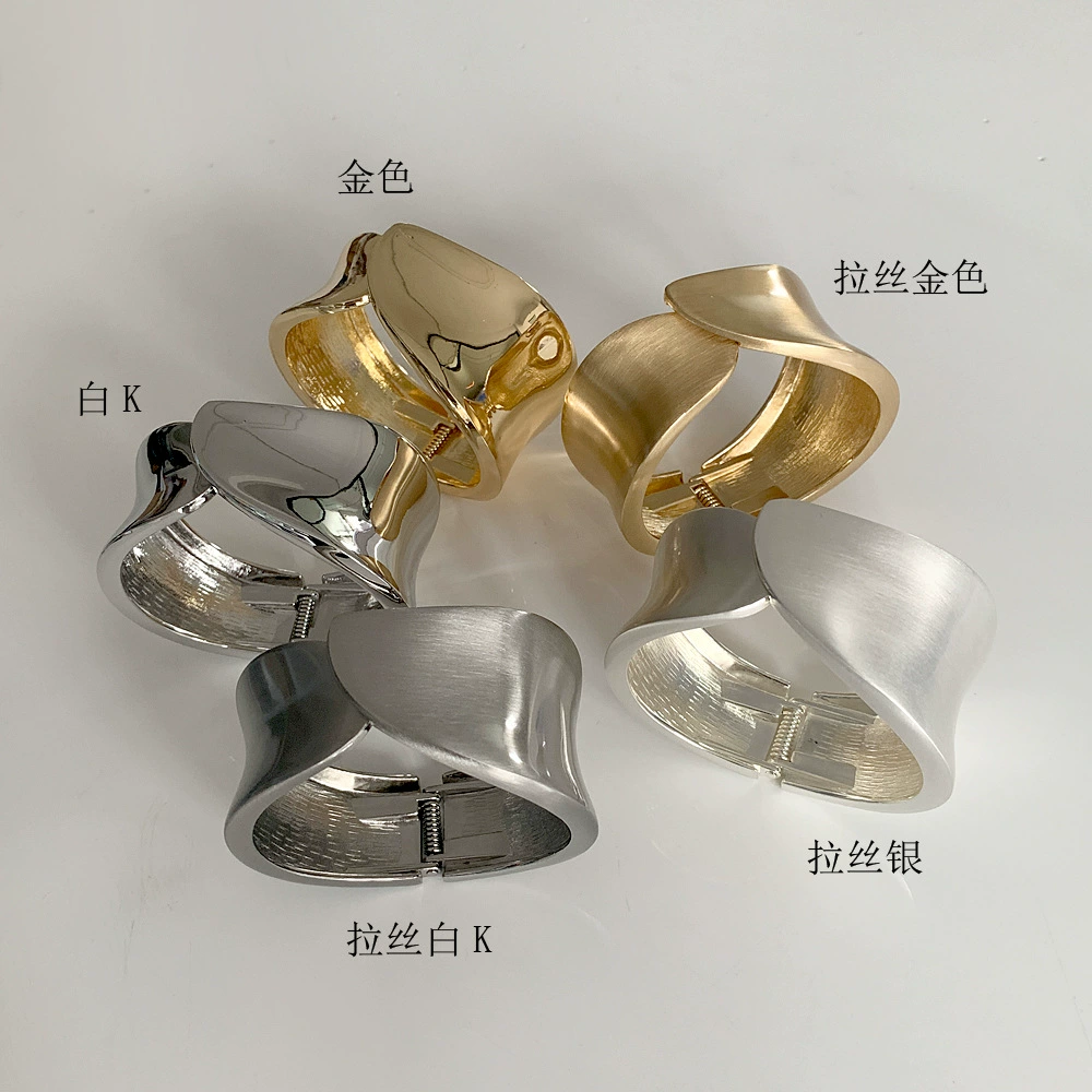 Браслет Kaymen Jewelry BR-03521, сплав, европейский лёгкий люкс, различные напыления
