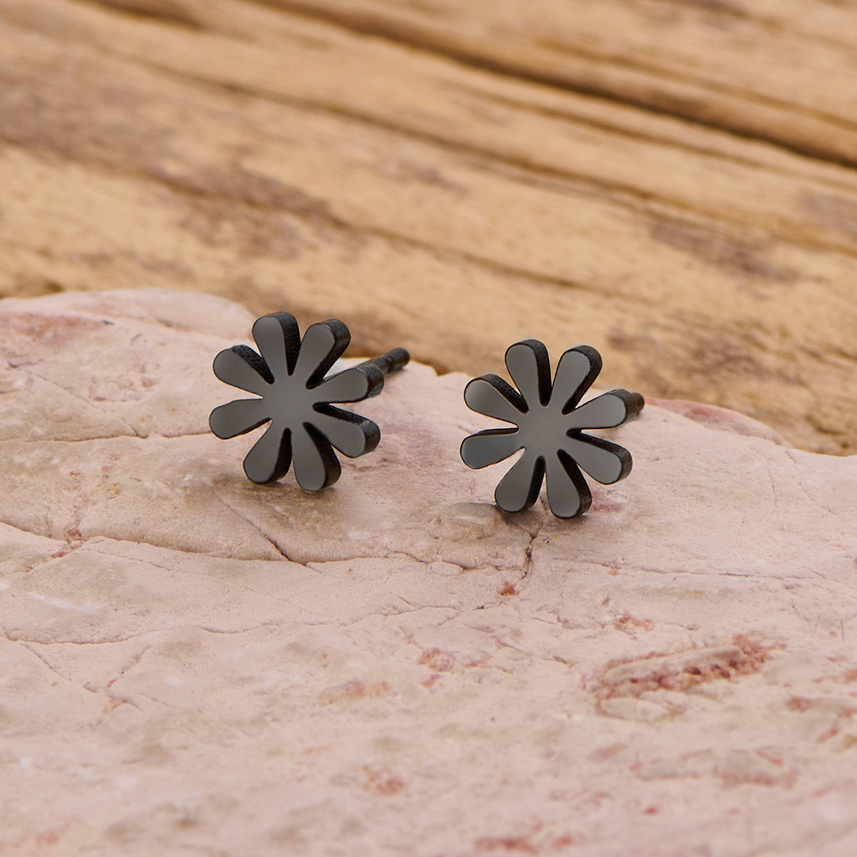 Nuevos productos de comercio exterior transfronterizo: pendientes minimalistas de acero inoxidable con diseño de flor, palmera y corona, estilo japonés y coreano, disponibles para venta al por mayor. image 26
