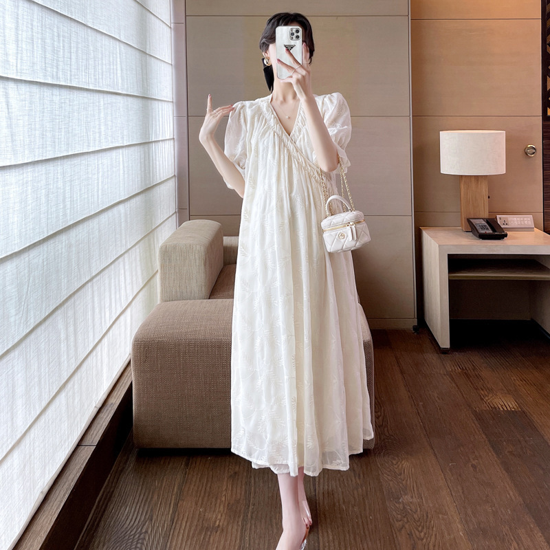 Maternity Summer Dress for Going Out, Mid-Length Sweet and Age-Reducing Gentle Dress with Slimming Design, Cotton Dress