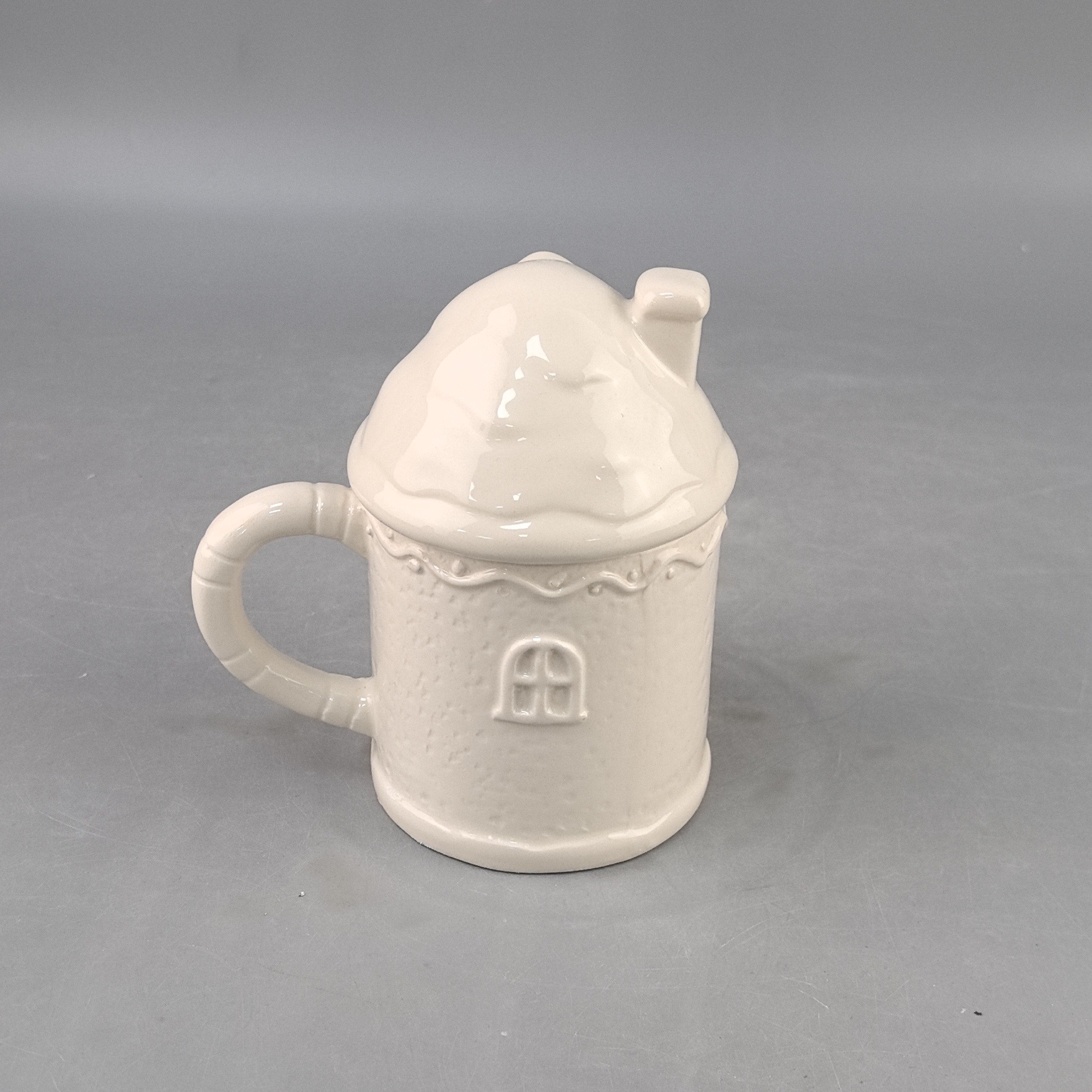 Navidad personalizada blanca pura encantadora casa taza de cerámica creativa taza de agua casera taza con tapa pareja