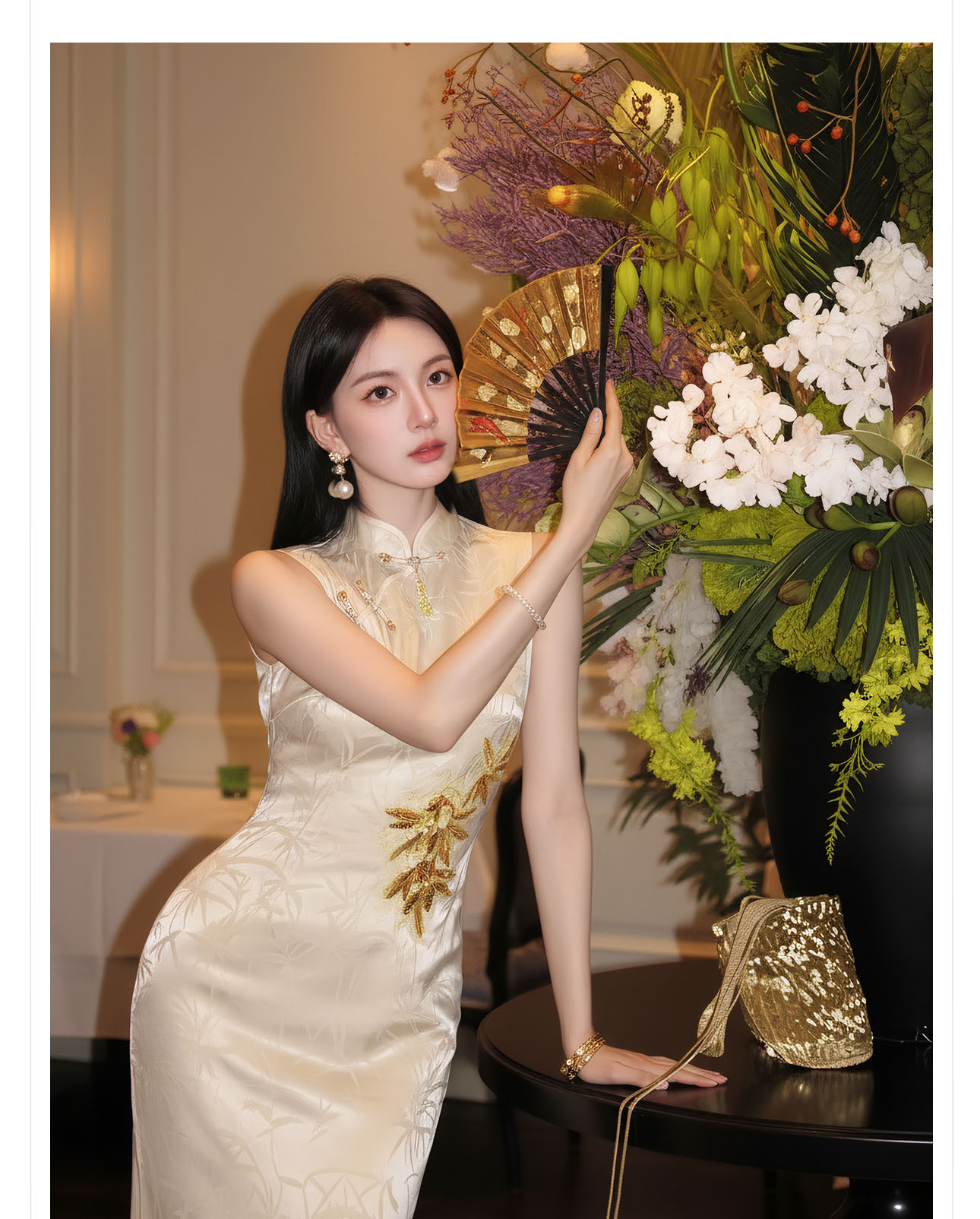 Đầm maxi thắt eo phong cách tân cổ điển họa tiết hoa văn nổi — màu mơ chi tiết 3