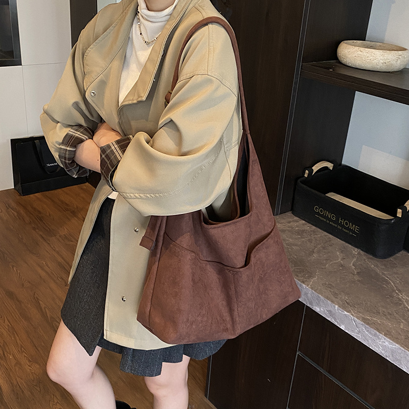 Transfronterizo 2025 otoño y invierno nueva gran capacidad de viaje brazo bolso de mujer retro terneto bolso de hombro de alta calidad