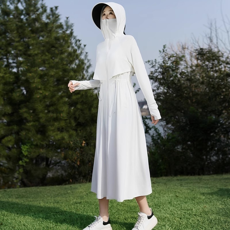 長い日焼け止め服の女性2025夏の新型紫外線防止氷の薄いタイプの通気性は腰の日焼け止め服のコートを収めます。|undefined