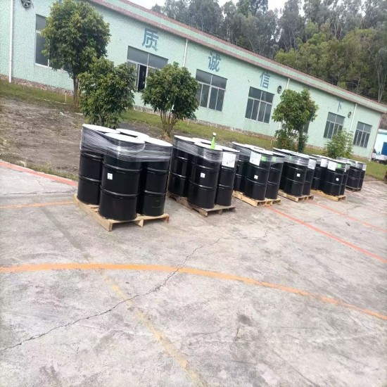 黑色母粒塑料拉丝注塑吹膜用高浓度碳黑母料颗粒