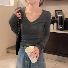 法式v领露锁骨长袖上衣女春秋单穿显瘦低领修身打底衫内搭灰色t恤