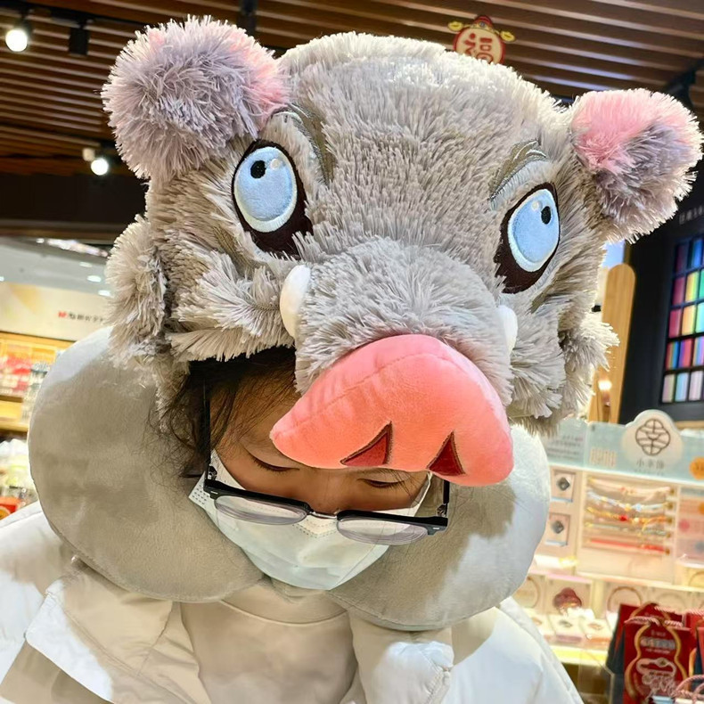 ぬいぐるみの帽子u枕の首の枕の漫画の昼寝の首の保護の事務室の家庭用多機能の枕の男の子と女の子のプレゼント|undefined