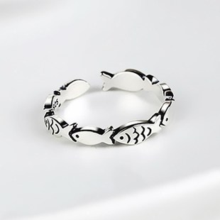 Creative old retro fashion small fish ring tide Thai silver ring year after year fish opening shark ring manufacturers