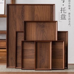 家庭用の木製のお茶のコップの食事皿はお茶のコップのお茶を入れます。