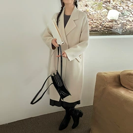 女式毛呢外套;毛呢