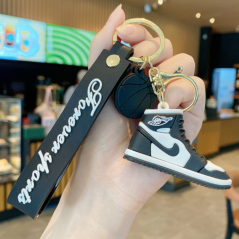 男女カップル靴aj立体キーホルダーストラップ自動車キーチェーン個性創意バッグ装飾小プレゼント