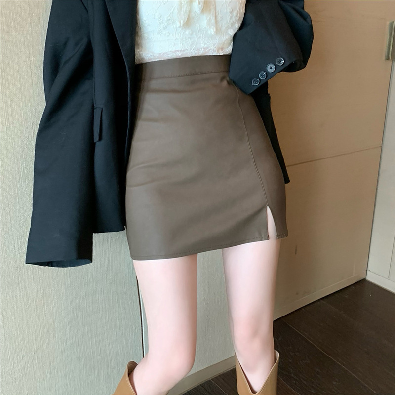 黒いフォークの小さい皮のスカートの女性の秋の新型の大きいサイズは太っています。|undefined
