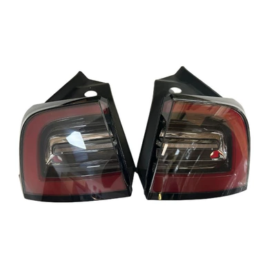 10773978-00, Tail light