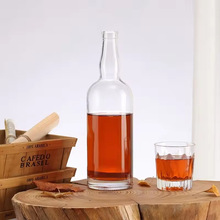 ���S����750ml��ʿ�ɿ�ƿ�� ���l͸�������Ϻ��J�iƽ�ڲ���ƿ���b