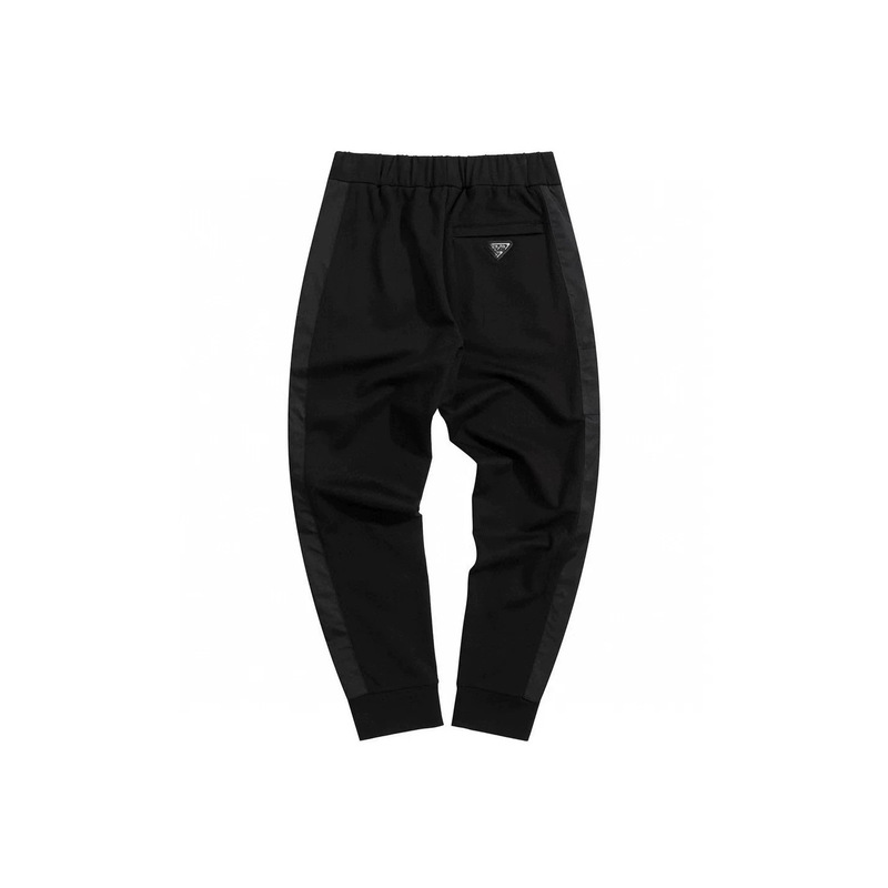 High-end original P brand 26ss stretch tech fabric pants, slim fit, fashionable and versatile, unisex High-end original P brand 26ss stretch tech fabric pants, slim fit, fashionable and versatile, unisex