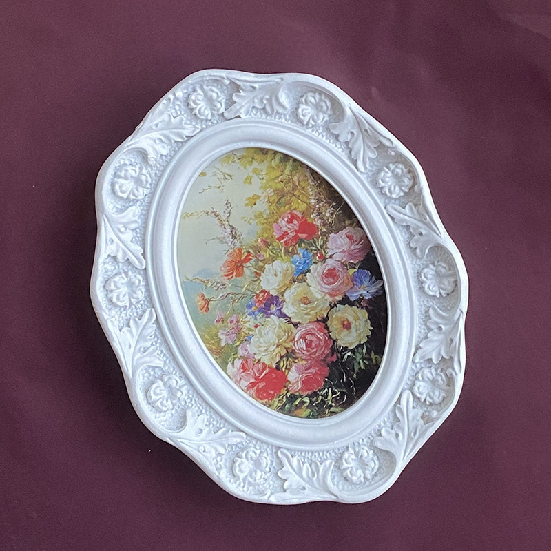 French-Style White Resin Photo Frame with Carved Patterns, Photo Wall, Dining Room Picture Frame, Decorative Piece, Oval Wall Hanging, Living Room Combination Frame French-Style White Resin Photo Frame with Carved Patterns, Photo Wall, Dining Room Picture Frame, Decorative Piece, Oval Wall Hanging, Living Room Combination Frame