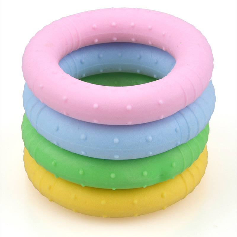 Fábrica al por mayor perro juguete TPR leche sabor espuma círculo pequeño perro molar dientes limpieza juguetes para mascotas suministros