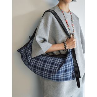 [�R�r]��Ʒ���w�Џ͹Ž���ײɫ��y�A��Ҹ�°��μ�б���ŮV9424