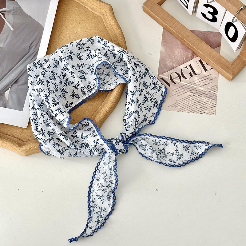 Turbante de alta calidad en un triángulo nuevo bufandas de flores de primavera y otoño bufandas de algodón y lino bufandas de seda al por mayor