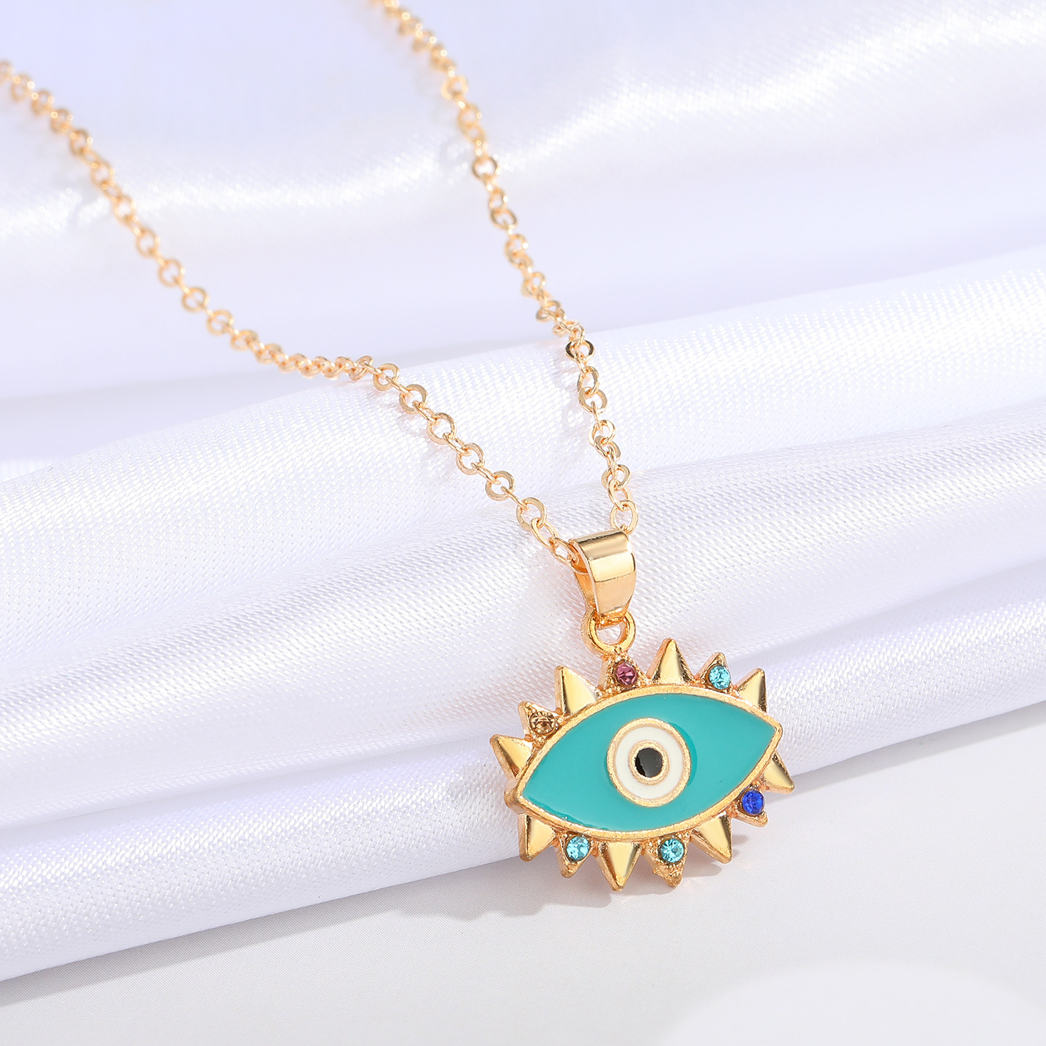 Retro Devilu0027s Eye Color Diamond Pendent Necklace Wholesale Nihaojewelry