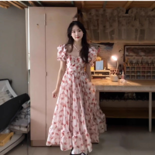 ��ʽ��Ъ��ɫ�黨¶���B��ȹŮ�Շ��жȼ��L�����@�ݹ����Y���Lȹ