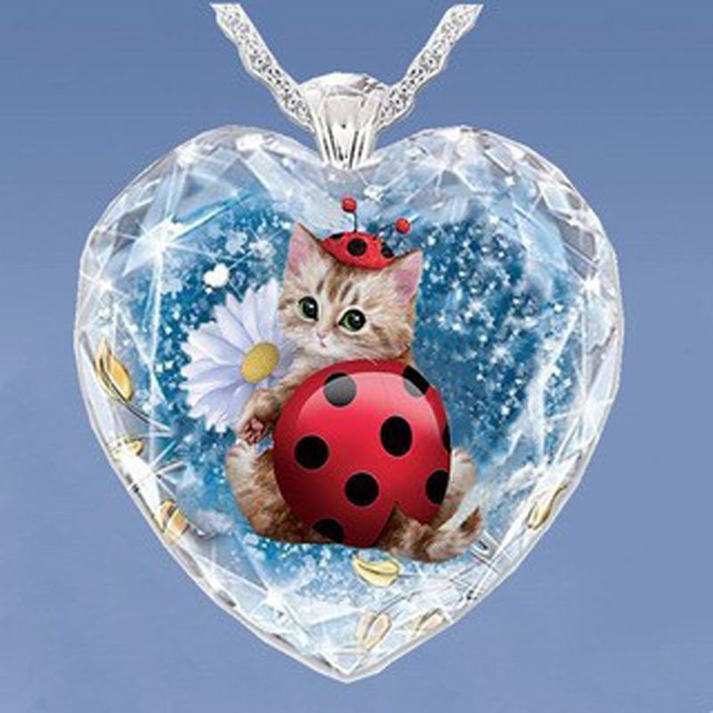 Yunjin transfronteriza Venta caliente moda europea y americana en forma de corazón colgante de cristal simple lindo gato serie collar de mujer