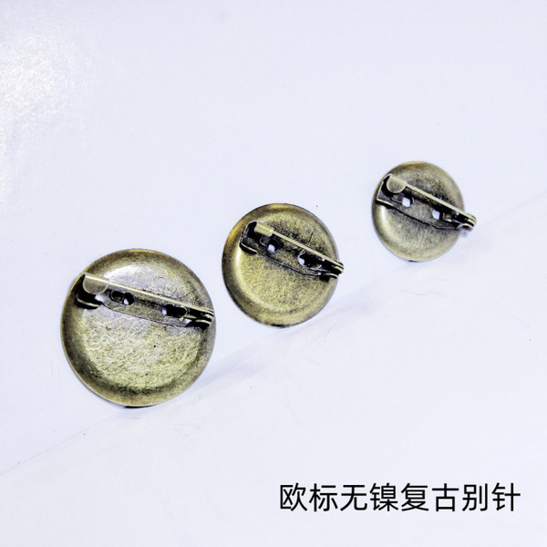 brooch