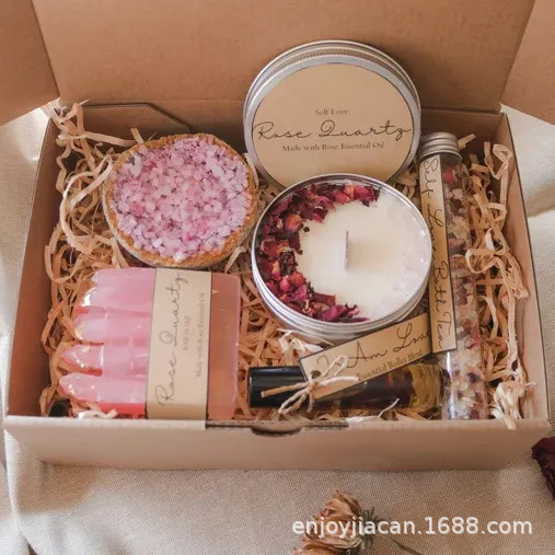 Creative Gifts Scented Candles Personalized Handmade Soap Shower Spa Gifts Valentine's Day Christmas Cross-Border Set Gift Box