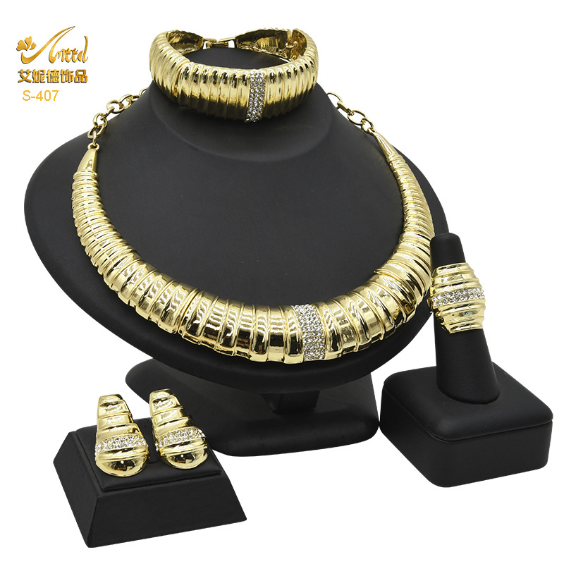 Metal jewelry