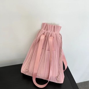 �ް��r�����e���K�տ����ذ��ǹ�ɫˮͰ���������ϵ��Ʒ019