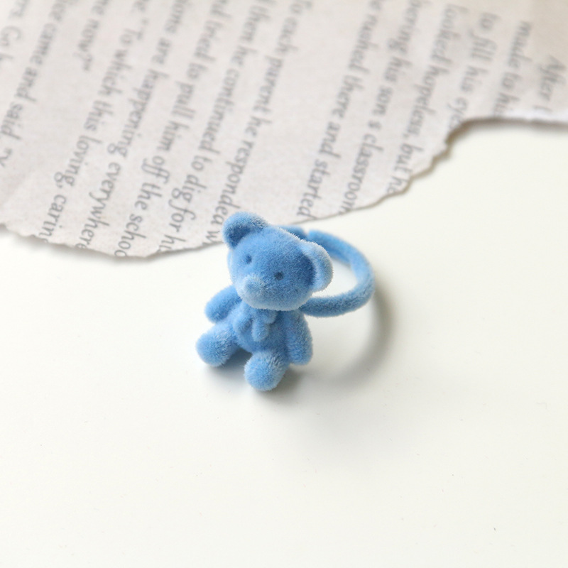 Pequeño Libro Rojo Klein azul terciopelo lazo oso anillo abierto DIY blanco anillo de felpa material al por mayor