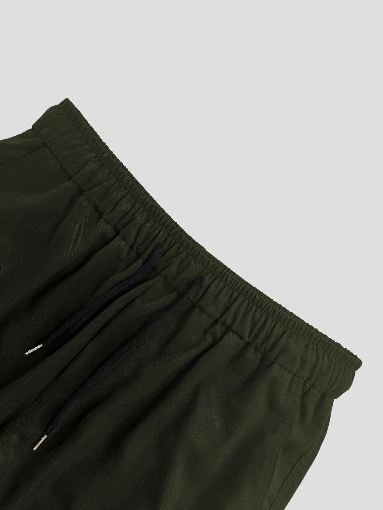 Salopette ample décontractée pour homme - Pantalon utilitaire uni avec étiquette en cuir, confortable et élégant au quotidien._voghion.com