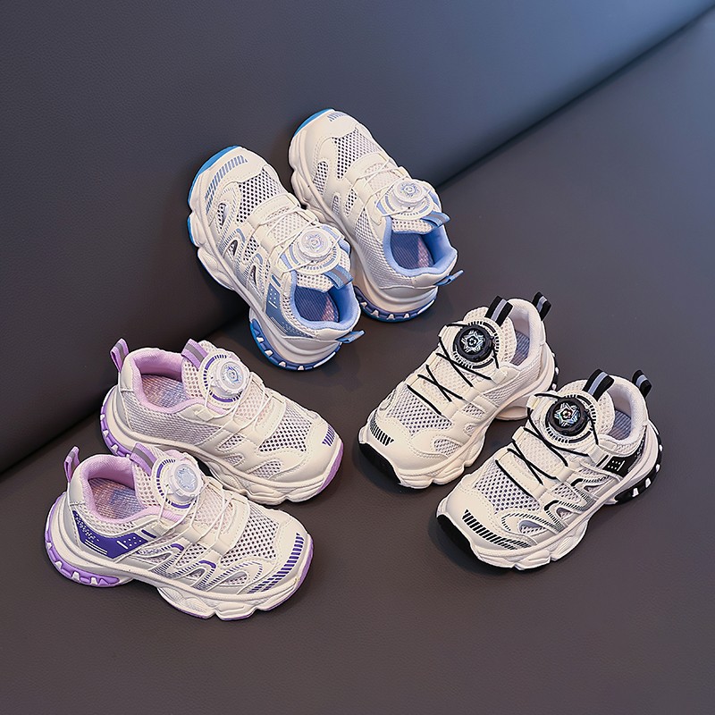 Zapatos deportivos para niños 2026 verano nuevo estilo de moda para niñas zapatos casuales de niños zapatos deportivos de correr de malla