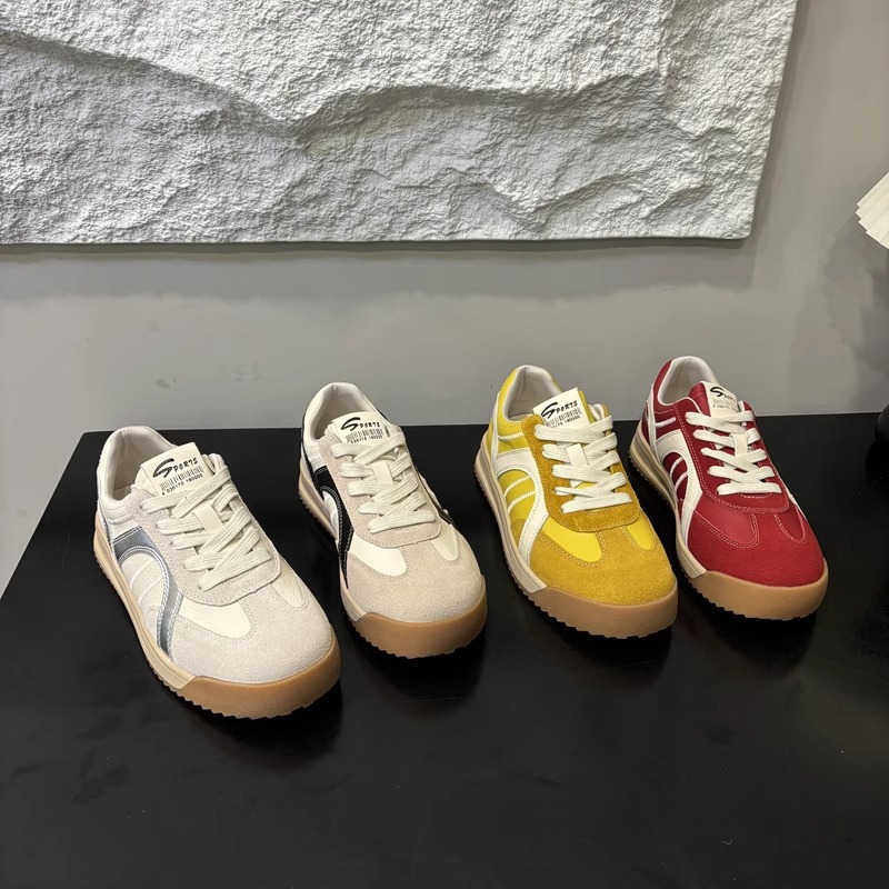 Shougu ~ auténticos zapatos de suela gruesa super caliente para mujeres 2025 nuevos zapatos de pie pequeños zapatos casuales de entrenamiento de estilo alemán