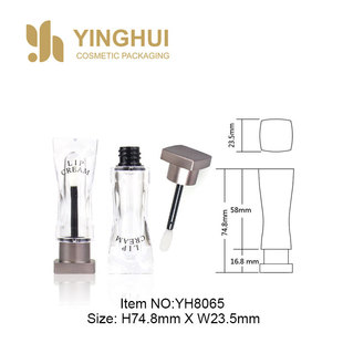 Exquisite Asymmetrical Design Lip Gloss Tube Cap Injection Molded Square Standard Brush Head Cosmetic Packaging Manufacturer