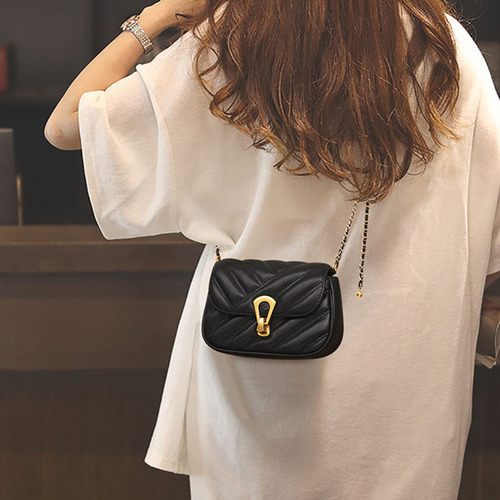 Xiaoxiangfeng black bag summer new diamond chain small square bag niche high-quality texture single shoulder crossbody bag for women