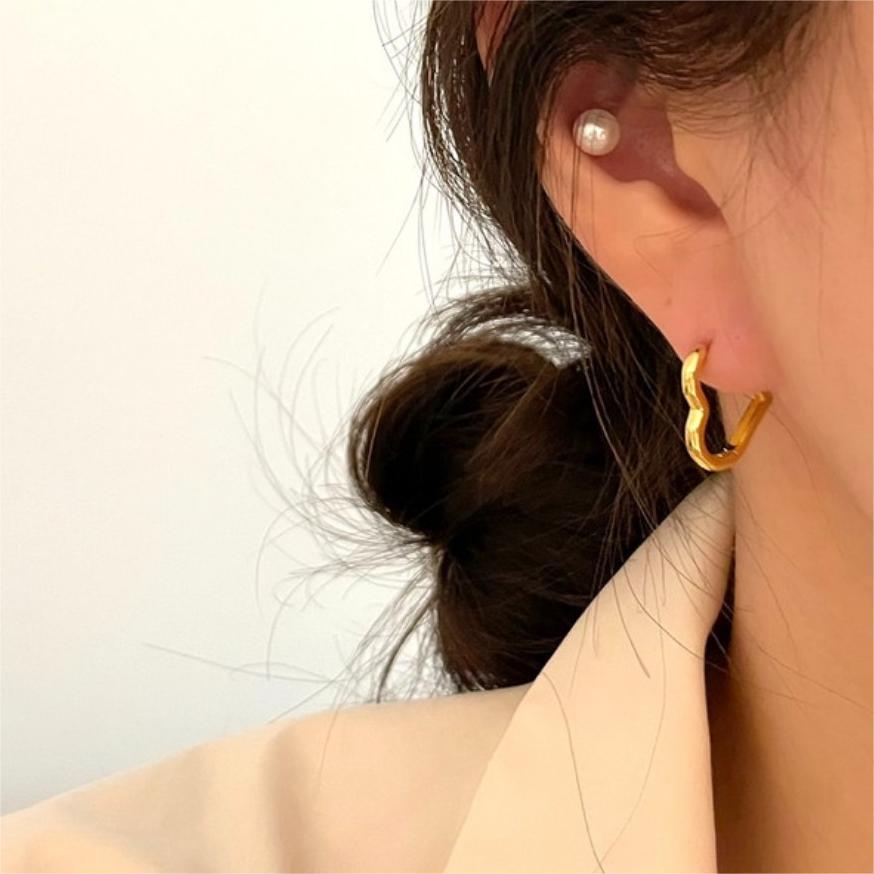 1 Pair Quantity 1 Pair 18K Gold Plated 925 Sterling Silver 925 Sterling Silver Earrings Heart Shape Earrings