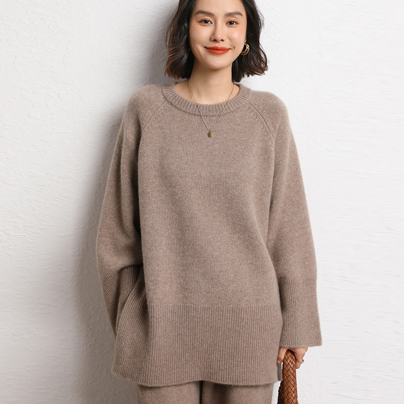 Lazy Style Round Neck Loose Large Size Knitwear for Women 2025 Autumn and Winter New Casual Simple Hem Slit Knitwear for Women Lazy Style Round Neck Loose Large Size Knitwear for Women 2025 Autumn and Winter New Casual Simple Hem Slit Knitwear for Women