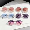 Sunglasses, fashionable glasses, sun protection cream, new collection, fitted, UF-protection