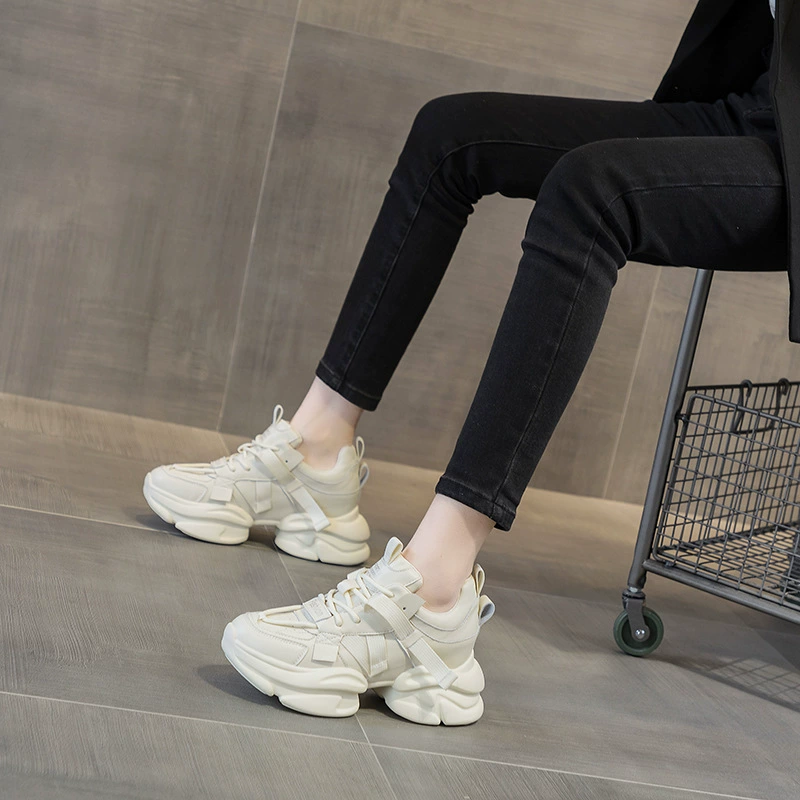 Танцевальные кроссовки на платформе для увеличения роста, весна 2025, новые кроссовки в стиле «dad shoes», модные кожаные спортивные повседневные туфли на мягкой подошве для женщин