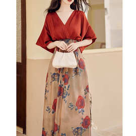 新中式油画红色连衣裙海边拍照衣服超仙旅游异域风情西域汉服长裙